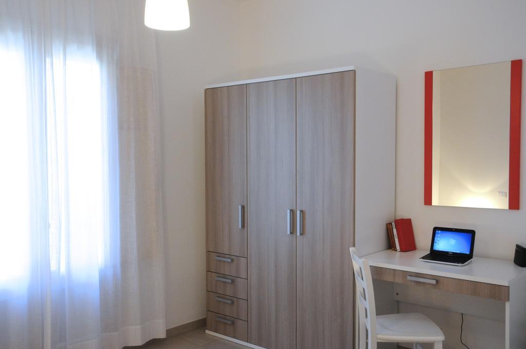 Ypsilhome Castelbuono  Buitenkant foto